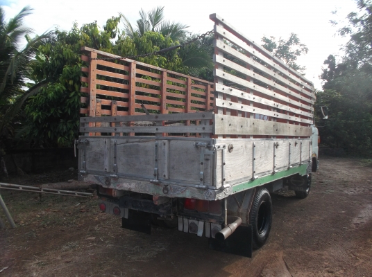 ขาย HINO KM 310 เครื่อง 110 แรงม้า ขาย HINO KM 310 เครื่อง 110 แรงม้า