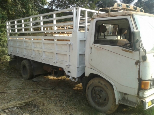 รถ 6 ล้อ FB 113 รถ 6 ล้อ FB 113