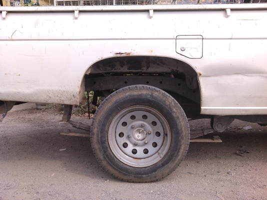 กะทะผ่า 6 รู ขอบ 14