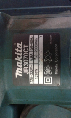 ขายเลื่อยไฟฟ้ายี่ห้อ มาตีต้า รุ่น JR3070CT ราคา 2800 บาท