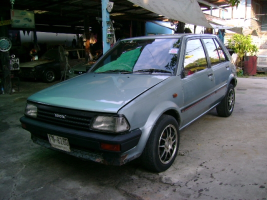 TOYOTA STARLET เครื่องเดิม 1300 ซีซี สภาพดี 39,000.-