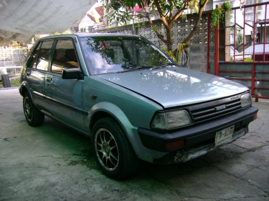 TOYOTA STARLET เครื่องเดิม 1300 ซีซี สภาพดี 39,000.-