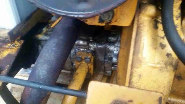 ขายรถขุดKOMATSU pc20 - 6เครื่อง3 สูบ(แขนยาวพิเศษ)รถเก่านอกแท้มีเอกสารพร้อมระบบไว ติดต่อ085-5632278(เจ้าของรถ)ราคาต่อรองได้