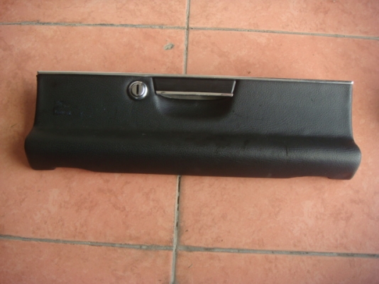 ขายฝาช่องเก็บของW115