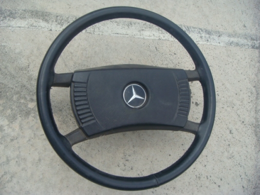 ขายพวงมาลัย W116,W123,W107