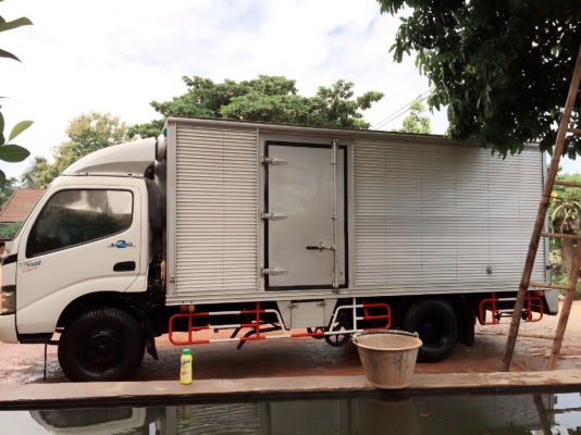 รถ6ล้อ ทูโท่ 121เเรง เทอร์โบ ยาว 5 เมตร รถสวยสภาพดี ขายด่วน เจ้าขายเอง