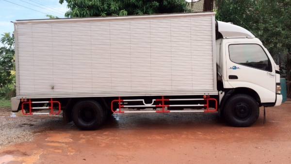 รถ6ล้อ ทูโท่ 121เเรง เทอร์โบ ยาว 5 เมตร รถสวยสภาพดี ขายด่วน เจ้าขายเอง