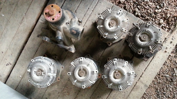 ขายเหมาปั้มน้ำใหม่6ลูก 2,000