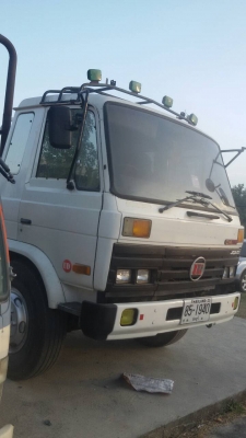 ขายรถหกล้อหัวลาก NISSAN UD CPA180 เครื่อง PE  180 แรงม้า รถปี 2538