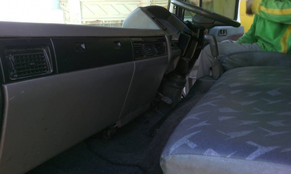 ขายรถ6ล้อรถนำเข้าติดโม่ปูนตรง3.5คิวเครื่อง210มีเล่มทะเบียนรถวิ่งได้144500กิโล ขายรถ6ล้อรถนำเข้าติดโม่ปูนตรง3.5คิวเครื่อง210มีเล่มทะเบียนรถวิ่งได้144500กิโล