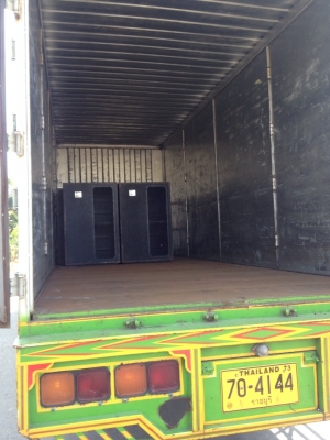 ขาย ISUZU 195 ยาว 7.20 เมตร ตู้สิบบานไม่มีเสากลางครับ