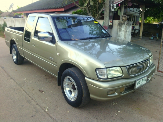 ขาย อีชุชุ ดาก้อนอายแคป Slx ปี2001 คัดชีสวย แอร์เย็น ล้อแมก แมคลายเนอ สีสวย เครื่องเล่น DVD