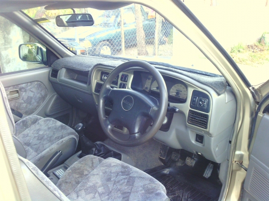 ขาย อีชุชุ ดาก้อนอายแคป Slx ปี2001 คัดชีสวย แอร์เย็น ล้อแมก แมคลายเนอ สีสวย เครื่องเล่น DVD