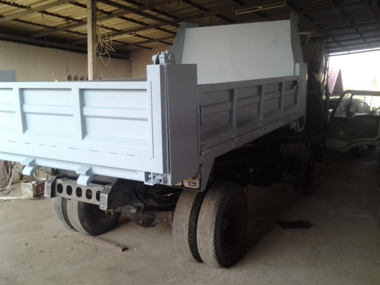 หกล้อดั้ม hino หัวสิง ต่อใหม่ สภาพยังไม่ทำสี ลูกค้าใจร้อนขอรับรถไปใช้งานก่อนเลย ลูกค้าจะไปทำสีเอง ราคานี้พร้อมทะเบียน เขียนแบบ