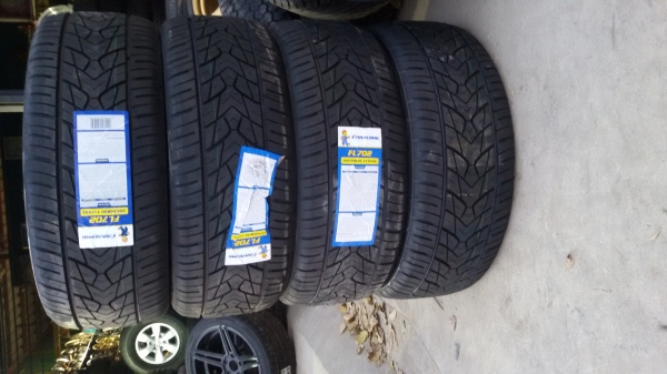 ขายยางใหม่265 50 20 เส้นละ3250