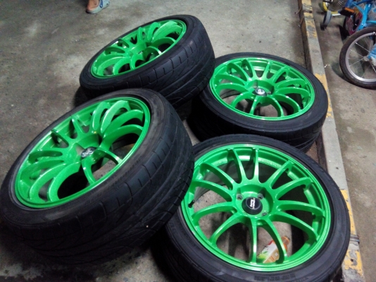 สีโดนๆADVAN 17 4รู100et40 กว้าง7.5ไม่มี ซ่อมมีรอบางนิดพร้อมยางDUNLOP DZ101 ดอกยาง85\%215-45-17 ปี11