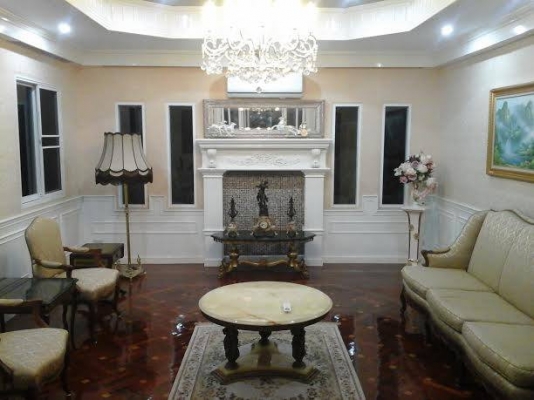 ขายคฤหาสน์หรู พุทธมลฑลสาย 5 บนพื้นที่ 3 ไร่