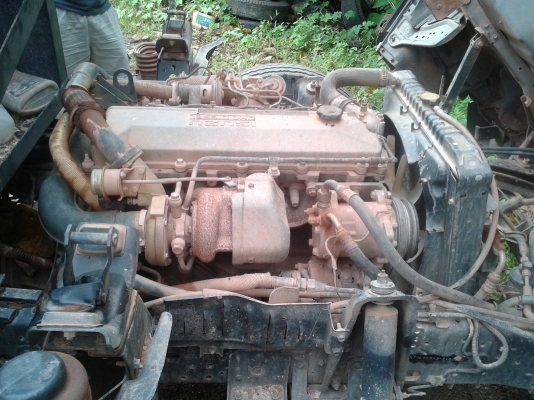 ขายรถบรรทุก6ล้อดั้ม