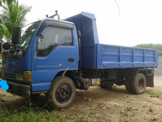 ขายรถบรรทุก6ล้อดั้ม