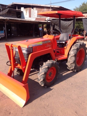 แทรกเตอร์คูโบต้า L3408 สภาพดีพร้อมใช้งาน ขายพร้อมใบดันหน้าและโรตารี่ แทรกเตอร์คูโบต้า L3408 สภาพดีพร้อมใช้งาน ขายพร้อมใบดันหน้าและโรตารี่