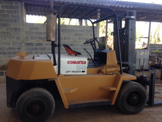ขายforklift 5ตัน komatsu