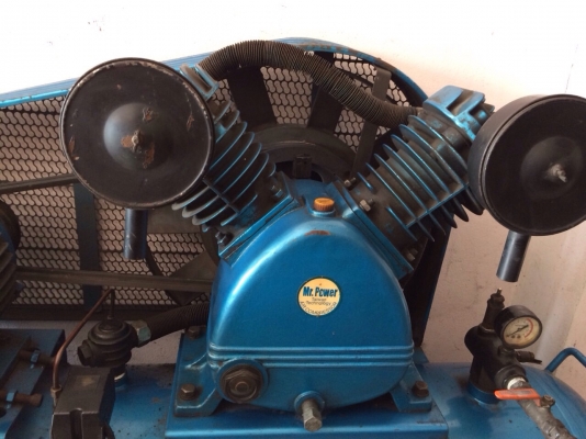 มอเตอร์ เเละ หัวปั๊มลม ยี่ห้อ Mr.Power/ขนาด 7.5 เเรง ใต้หวัน สภาพดีพร้อมใช้งาน