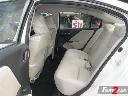 HONDA CITY 1.5 I-VTEC AT | 2014 | ราคา 549,000 บาทตัวท็อปปุ่มสตาทมือ. โทร0922726669. ตันหยง. ค่ะ