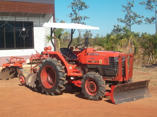 ขายรถไถ3408มีเล่มทะเบียนพร้อมโอน