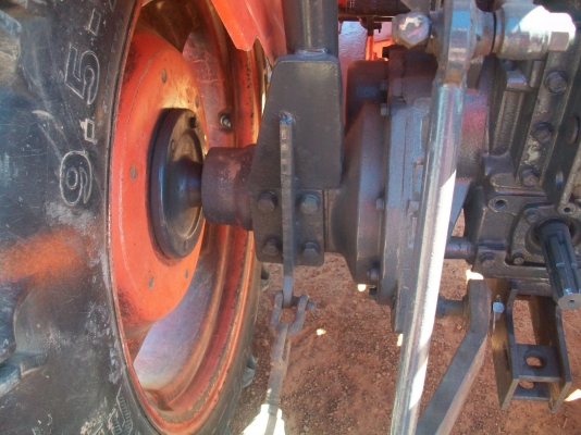 ขายรถไถ3408มีเล่มทะเบียนพร้อมโอน