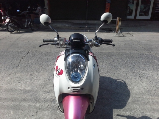 Scoopy i ปี 2011 สวย ล้อแม็ค เครื่องเดิมๆ ภาษี พรบ.ยังไม่หมด เอกสารจำนำครบ