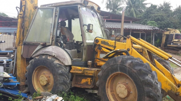 ขายรถตักหน้าขุดหลัง JCB 2 เพลา เล่มทะเบียน ราคา 420000 ขายรถตักหน้าขุดหลัง JCB 2 เพลา เล่มทะเบียน ราคา 420000