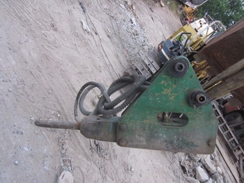 ขาย- รถขุด แบคโฮ มาพร้อมหัวกระแทกครับ KOMATSU PC 05 -5 พร้อมใช้งาน มือสองญี่ปุ่น สภาพสวยทีเดียว ขาย- รถขุด แบคโฮ มาพร้อมหัวกระแทกครับ KOMATSU PC 05 -5 พร้อมใช้งาน มือสองญี่ปุ่น สภาพสวยทีเดียว