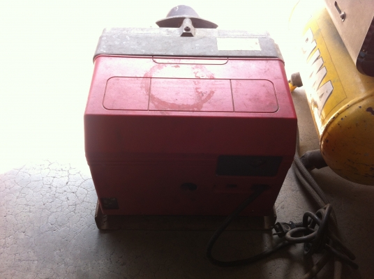 เครื่องพ่นไฟ (Burner)ยี่ห้อ BENTONE ของสวีเดนมีฐานให้พร้อม