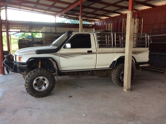 ขายTOYOTAคานแข็งแท้ LN106 ปี38 เครื่องยนต์ 2800 พวงมาลัยพาว์เวอร์ อ๊อฟชั่นครบ เดิมๆบางๆสวยๆ 570,000 บาท ขายTOYOTAคานแข็งแท้ LN106 ปี38 เครื่องยนต์ 2800 พวงมาลัยพาว์เวอร์ อ๊อฟชั่นครบ เดิมๆบางๆสวยๆ 570,000 บาท