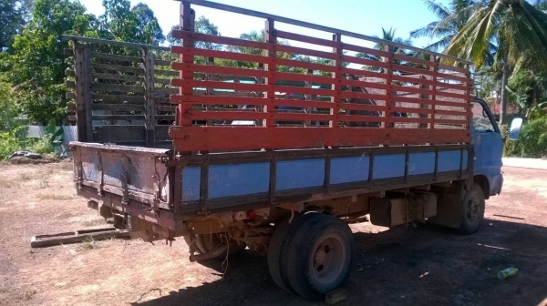 ขาย 6 ล้อ TL วางเครื่อง 4BE1 110 แรงม้า ลงเล่มแล้ว คัสซีสวยตลอดเส้น แต่งเกียร์สั้น ทะเบียนพร้อม ราคาต่อรองได้ครับ ขาย 6 ล้อ TL วางเครื่อง 4BE1 110 แรงม้า ลงเล่มแล้ว คัสซีสวยตลอดเส้น แต่งเกียร์สั้น ทะเบียนพร้อม ราคาต่อรองได้ครับ