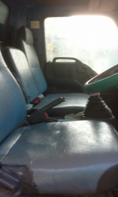 หกล้อ อีซูซุ NPR130แรงปี48 แอร์ พาเวอร์ ล่างFหลังFหลัง รถบรรทุกหมูค็อก2ชั้น สภาพดีพร้อมใช้งาน ทะเบียนพร้อมโอน รถห้างมือเดียว