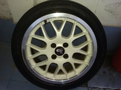 ขายล้อแม็ก16" พร้อมยาง 4500 ขายล้อแม็ก16" พร้อมยาง 4500