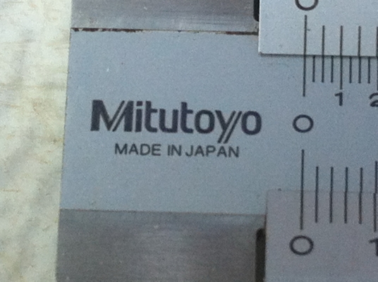 เวอร์เนียแบบสเกลขนาด 6 นิ้ว Mitutoyo มองเห็นชัด ปากสนิน ของแท้จากญี่ปุ่น