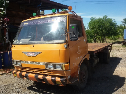 ขายรถ HINO FB113 เครื่องดี หัวบางเดิม ยางดี 6 เส้น มีอุปกรณ์ดั้มคบยาว 5เมตร