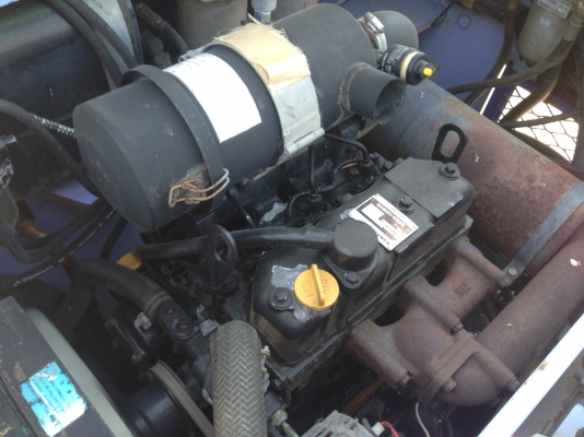 รถบดสั่นสะเทือน 4 ตัน KOMATSU JV40CW-3 หน้าเหล็กหลังยาง