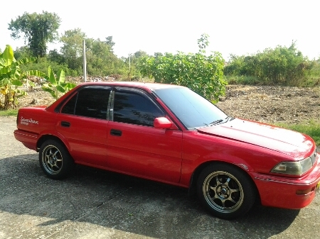 ขายรถยนต์ ปี88 โตโยต้า โคโรล่า รุ่นโดเรม่อน เครื่อง4AGฝาลาย 1600cc.หัวฉีด(ติดแก๊ส) เกียร์ธรรมดา พวงมาลัยเพาเวอร์ แอร์เย็น ภายในสวย รถขับดี ช่วงล่างดี สภาพพร้อมใช้ (รถบ้านไม่ใช่แท็กซี่)