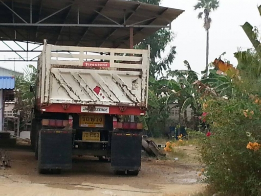 ***ขายแล้วครับขอบคุณ Truck2hand ขายลูกพ่วง2คานดั้มเหล็ก SMM สามมิตร ลอนเฉียง ปี47 ช่วงล่างดี คัสซีดี ยังสวย ไม่ปะไม่ดาม กระบะเหล็กยาว6.0ม.สภาพดี พื้นดีไม่ผุ ข้างดี คอกดี ไม่โก่ง ไม่บวม ยางดี8เส้น รถใช้งานวิ่งงานอยู่ ปกติ ใช้งานดี แข็งแรง ทรงดี สีสัน ยังพอ ***ขายแล้วครับขอบคุณ Truck2hand ขายลูกพ่วง2คานดั้มเหล็ก SMM สามมิตร ลอนเฉียง ปี47 ช่วงล่างดี คัสซีดี ยังสวย ไม่ปะไม่ดาม กระบะเหล็กยาว6.0ม.สภาพดี พื้นดีไม่ผุ ข้างดี คอกดี ไม่โก่ง ไม่บวม ยางดี8เส้น รถใช้งานวิ่งงานอยู่ ปกติ ใช้งานดี แข็งแรง ทรงดี สีสัน ยังพอ