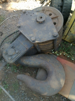 ขายลอกตะขอรถเครน 25 ตัน