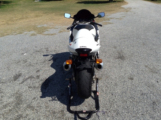 ธารนนทบุรี///ขายHAYABUSA GSX1300 ปี2000 สภาพนางฟ้า สเปค เมกา ไมล์340 ไม่ตัดรอบ ชุดแต่งปี2006 รอบคัน อินวอย + สรรพสามิตแท้คับ ราคา 179,000 บาท