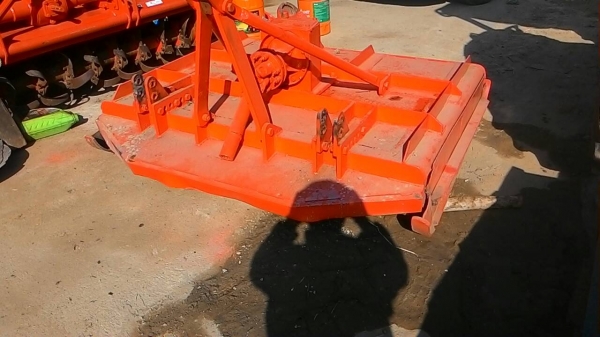 ขายเครื่องตัดหญู้า 1.50เมตร ของCMTจากห้าง