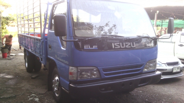 รถ6ล้ออีซูซูหัวการตูนกระบะ