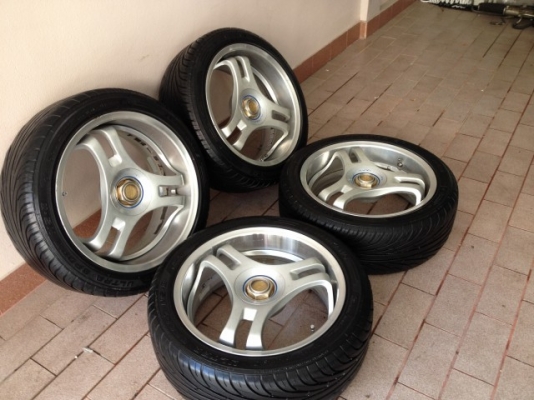 ล้อ ADVAN เเท้ขอบ17หน้า7หลัง8อ๊อฟ35 4รู114สีเดิมๆสภาพดี