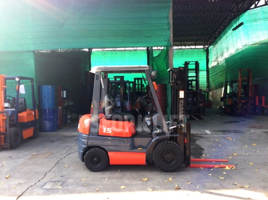 ขาย Forklift Toyota 6FG15 จากญี่ปุ่น