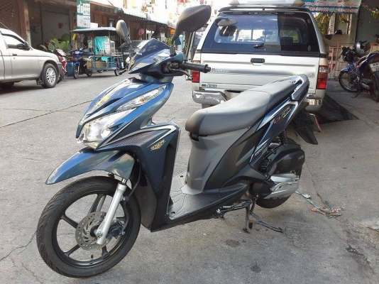 รถหลุดจำนำ Click 125i ปี 2013 ตัวท๊อป ล้อแม็ค คอมบายเบรค สวิตซ์อัตโนมัติ สวย เดิมๆ เอกสารจำนำครบ ต่อภาษี พรบ.ได้ โอนไม่ได้