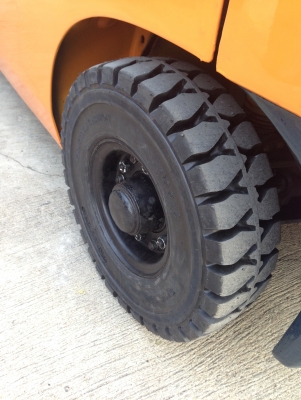 ขาย Forklift Toyota 7FG15 เสาสูง 4.7 ม.จากประเทศญี่ปุ่น